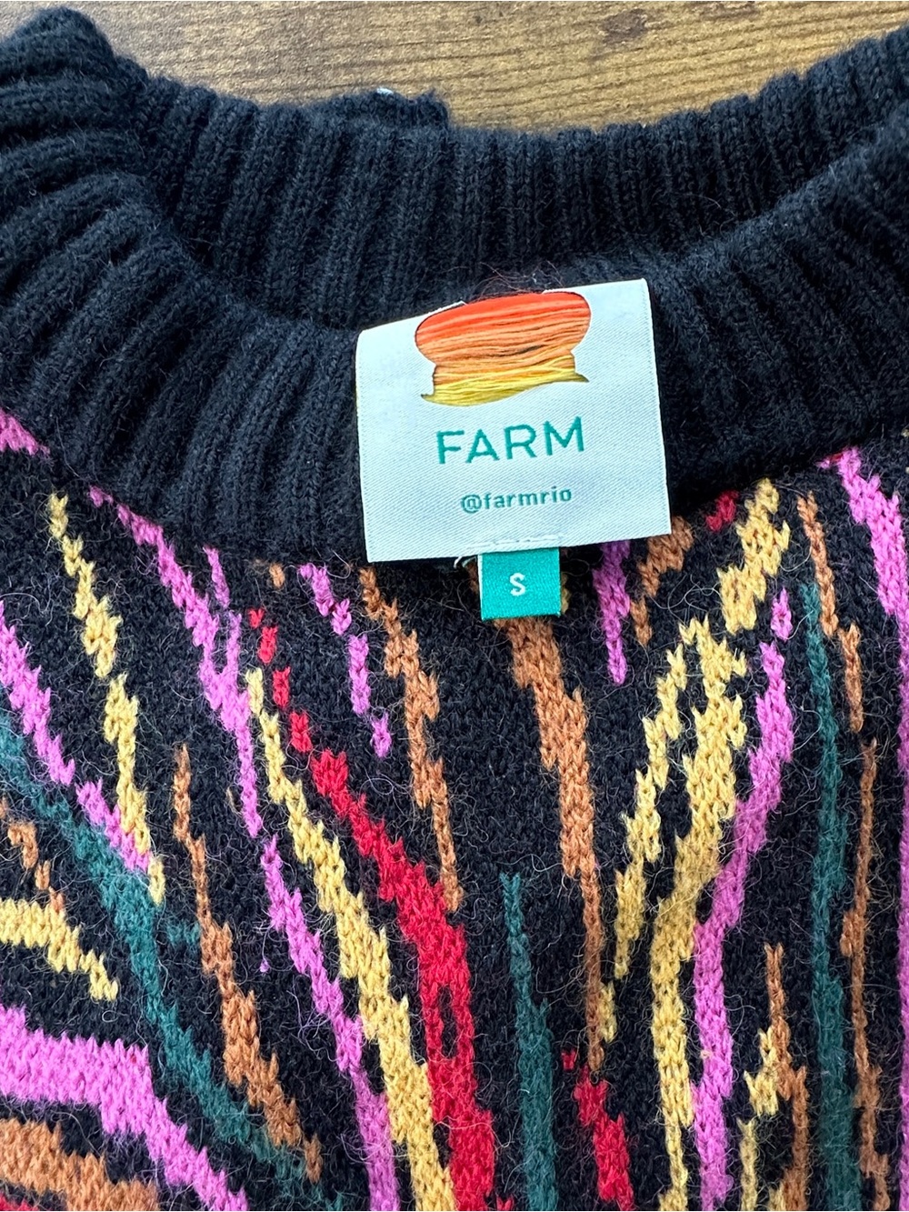 NWT Farm Rio Black Abstract Wave Jacquard Puff Sleeve Knit Sweater Size S - Picture 4 of 5